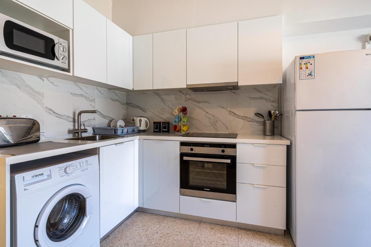 Sea Breeze 1-Br Apt In Pyla Eksteriør bilde